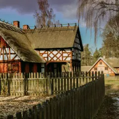 Skansen Mazury: Odkryj fascynującą historię i kulturę regionu