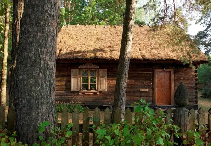 Skansen kurpiowski w Kadzidle - odkryj historię i kulturę Kurpiów
