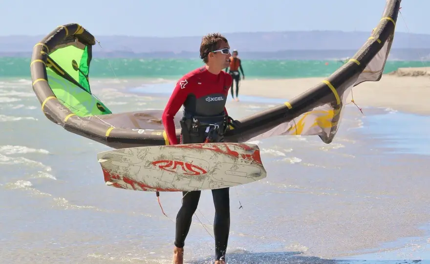 Jak dobrać latawiec do kitesurfingu, aby uniknąć błędów i cieszyć się jazdą