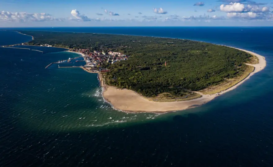 Gdzie znajduje się Hel? Odkryj tajemnice tego nadmorskiego skarbu